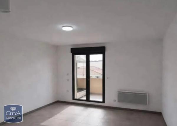Local professionnel à louer La Calmette (30190)