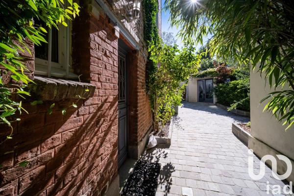Maison à vendre 6 pièces 140 m² Suresnes