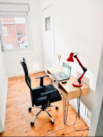 Maison 3 chambres, garage  , cour