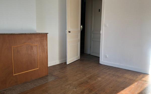 Appartement à louer    2 pièces •  Rochefort