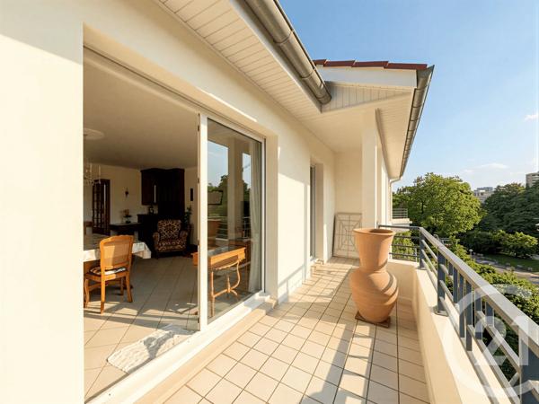 Appartement F4 à vendre  4 pièces - 88 m 2   VENISSIEUX  - 69