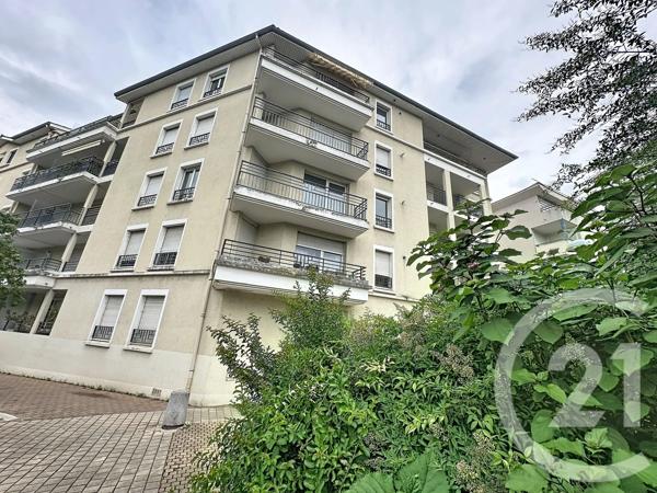 Appartement F4 à vendre  4 pièces - 88 m 2   VENISSIEUX  - 69