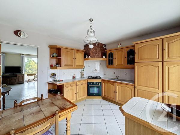 Appartement F4 à vendre  4 pièces - 88 m 2   VENISSIEUX  - 69