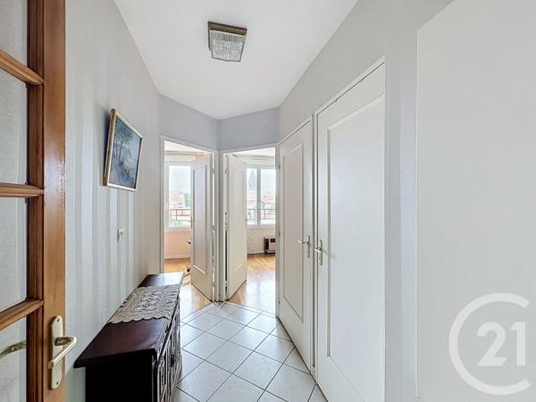 Appartement F4 à vendre  4 pièces - 88 m 2   VENISSIEUX  - 69