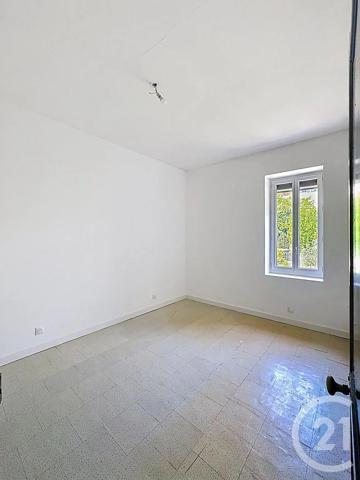 Appartement F4 à vendre  4 pièces - 79,57 m 2   FUVEAU  - 13