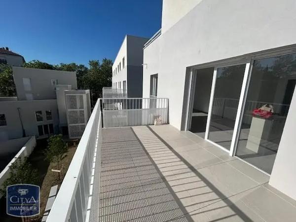 Appartement à louer 3 pièces 65m² Vénissieux (69200)
