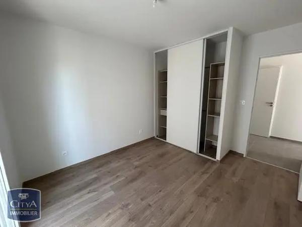 Appartement à louer 3 pièces 65m² Vénissieux (69200)