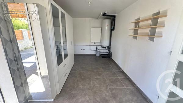 Maison à vendre  4 pièces - 106,18 m 2   LA ROCHE DES ARNAUDS  - 05