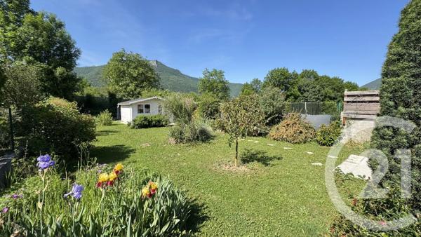 Maison à vendre  4 pièces - 106,18 m 2   LA ROCHE DES ARNAUDS  - 05
