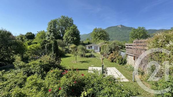 Maison à vendre  4 pièces - 106,18 m 2   LA ROCHE DES ARNAUDS  - 05