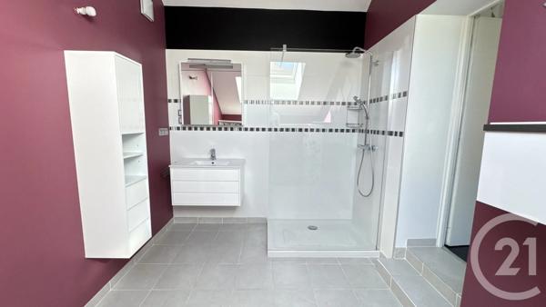 Maison à vendre  4 pièces - 106,18 m 2   LA ROCHE DES ARNAUDS  - 05