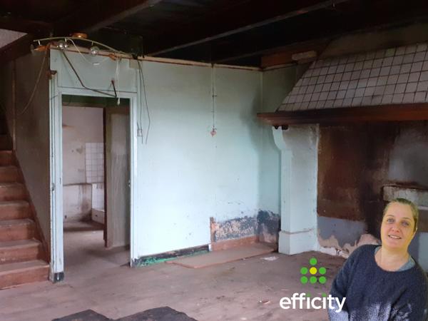 Maison
         2 pièces
        - 400 m² 145 000 € *