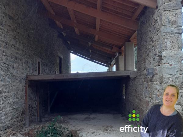 Maison
         2 pièces
        - 400 m² 145 000 € *
