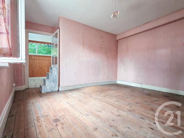 à vendre  111,65 m2 ST GENIX SUR GUIERS - 73