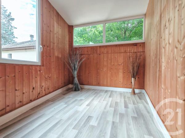 à vendre  111,65 m2 ST GENIX SUR GUIERS - 73