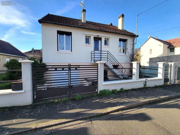Maison à vendre à Châteaudun dans l'Eure-et-Loir (28200), ref : RC/935