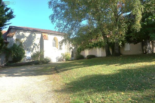 Maison rurale à vendre à Colombiers dans la Vienne (86490), ref : 86024-MAIS2333   
campagne
