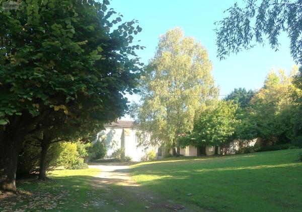 Maison rurale à vendre à Colombiers dans la Vienne (86490), ref : 86024-MAIS2333   
campagne