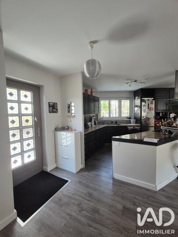 Maison à vendre 7 pièces 210 m² Montéléger