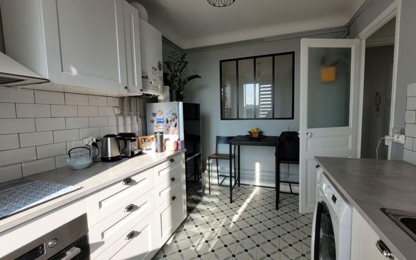 Appartement à vendre    2 pièces • 53,96 m2 Champigny-sur-Marne