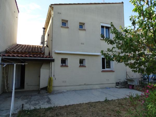 CARCASSONNE MAISON DE VILLE 3 CHAMBRES GARAGE ET JARDIN