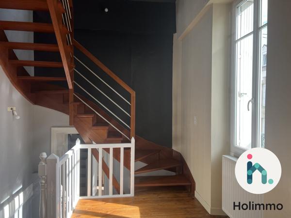 location T4 bis atypique VANNES