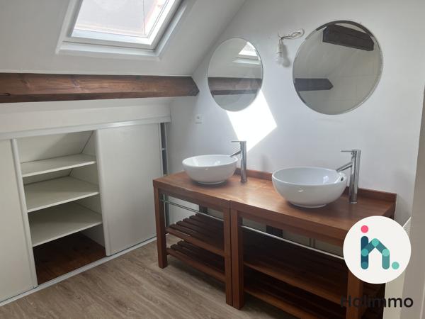 location T4 bis atypique VANNES