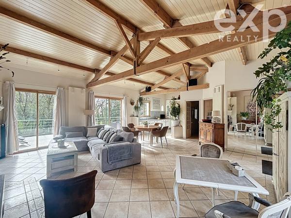 Belle propriété  au bord de la rivière