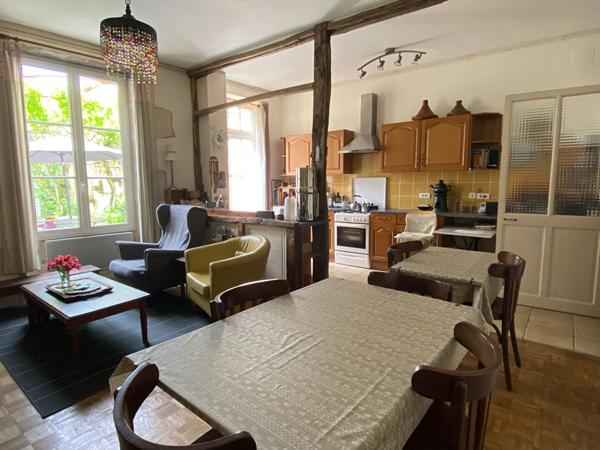 Maison de centre-bourg à Civray