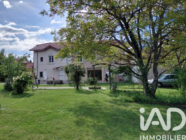 Maison à vendre 7 pièces 217,73 m² Voiron