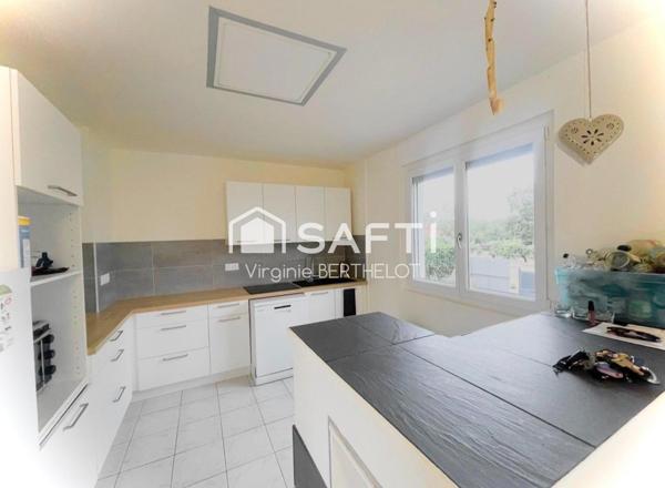 MAISON SUR SOUS SOL / 4 CHAMBRES / 2 SALLES D'EAU / GARAGE / TERRAIN CLOS
