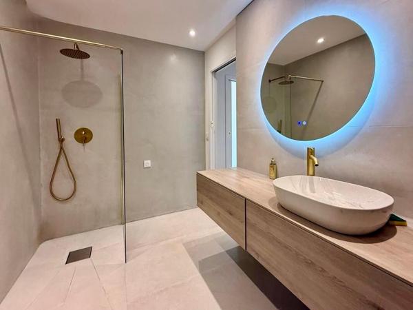 Saint-Raphaël-quartier plaines-T3 à 15mn des plages/gare tgv à pied- Appartement avec jardin deux pièces et parking