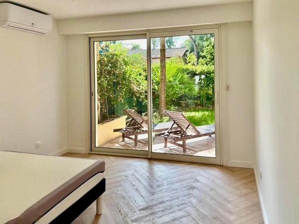 Saint-Raphaël-quartier plaines-T3 à 15mn des plages/gare tgv à pied- Appartement avec jardin deux pièces et parking