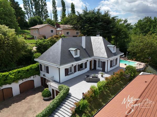 PROPRIETE à MARENNES (69) à proximité de LYON, avec une position et vue dominante sur la Plaine et sous sol XXL