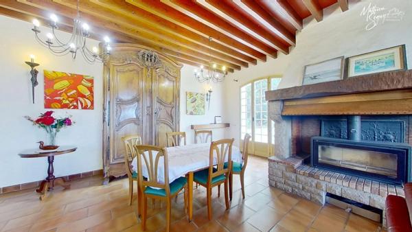 PROPRIETE à MARENNES (69) à proximité de LYON, avec une position et vue dominante sur la Plaine et sous sol XXL