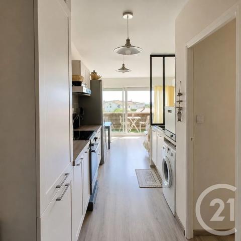 Appartement à vendre  2 pièces - 35 m 2   LE GRAU DU ROI  - 30