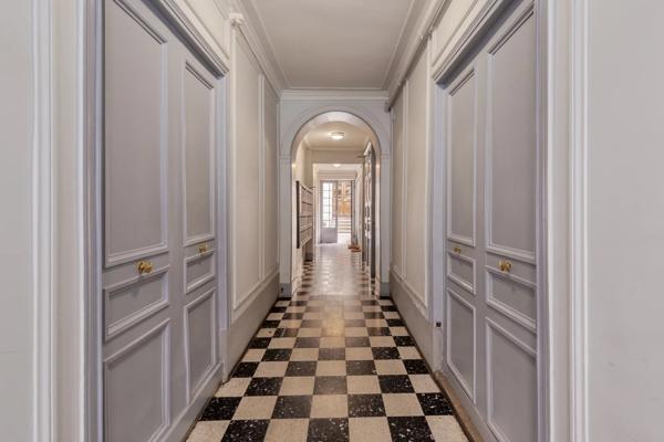 Appartement Paris 8e - EUROPE / LIEGE