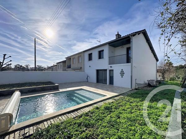 Maison à vendre  10 pièces - 120,93 m 2   PAVIE  - 32