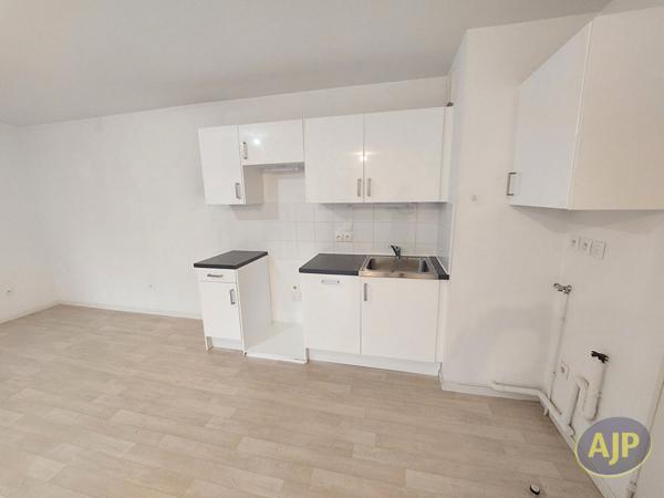 Location appartement Nantes : 639 € - AJP Immobilier Nantes Rond-Point de Rennes