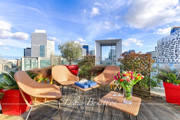 Nanterre (92000) Duplex de 4 pièces de 98 m2 avec terrasse de 75 m2 et balcon de 35 m2