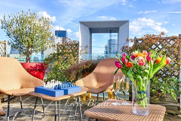 Nanterre (92000) Duplex de 4 pièces de 98 m2 avec terrasse de 75 m2 et balcon de 35 m2