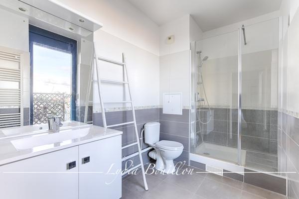 Nanterre (92000) Duplex de 4 pièces de 98 m2 avec terrasse de 75 m2 et balcon de 35 m2