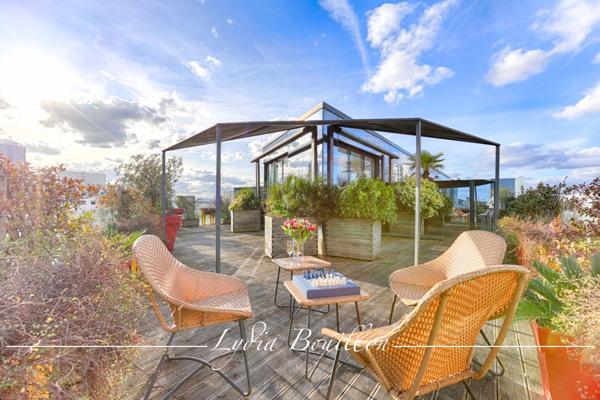 Nanterre (92000) Duplex de 4 pièces de 98 m2 avec terrasse de 75 m2 et balcon de 35 m2