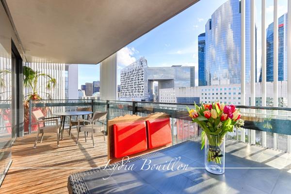 Nanterre (92000) Duplex de 4 pièces de 98 m2 avec terrasse de 75 m2 et balcon de 35 m2