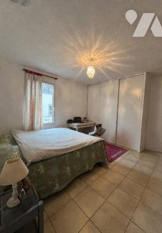 Investissement : APPARTEMENT CENTRE UZES AVEC GARAGE 