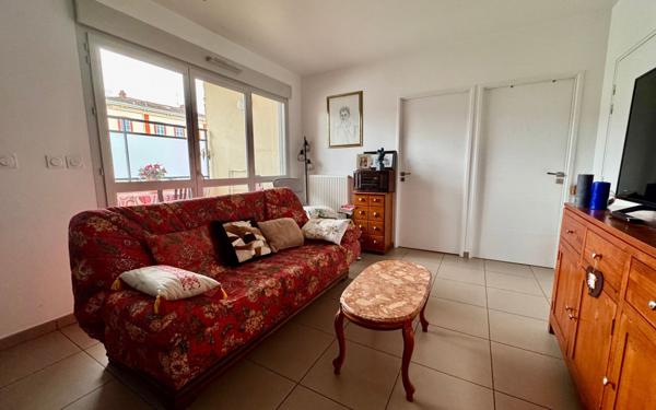 Appartement à vendre    2 pièces • 42 m2 Lozanne