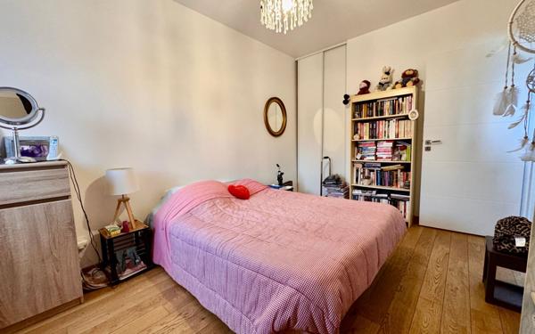 Appartement à vendre    2 pièces • 42 m2 Lozanne