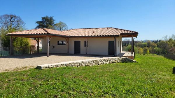 Maison contemporaine Prigonrieux près Bergerac 167 m2 sur parcelle de 5138 m² au calme