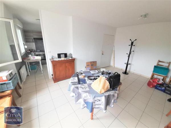 Appartement à louer 2 pièces 56.41m²