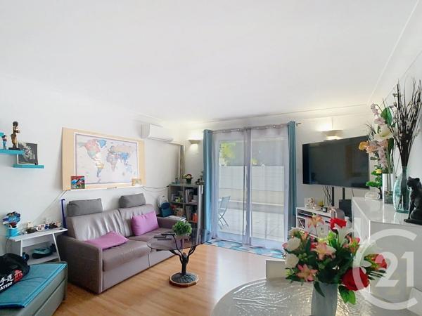 Appartement F3 à vendre  3 pièces - 71 m 2   PERPIGNAN  - 66